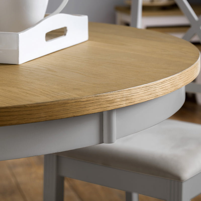 Davenport Round Pedestal Table