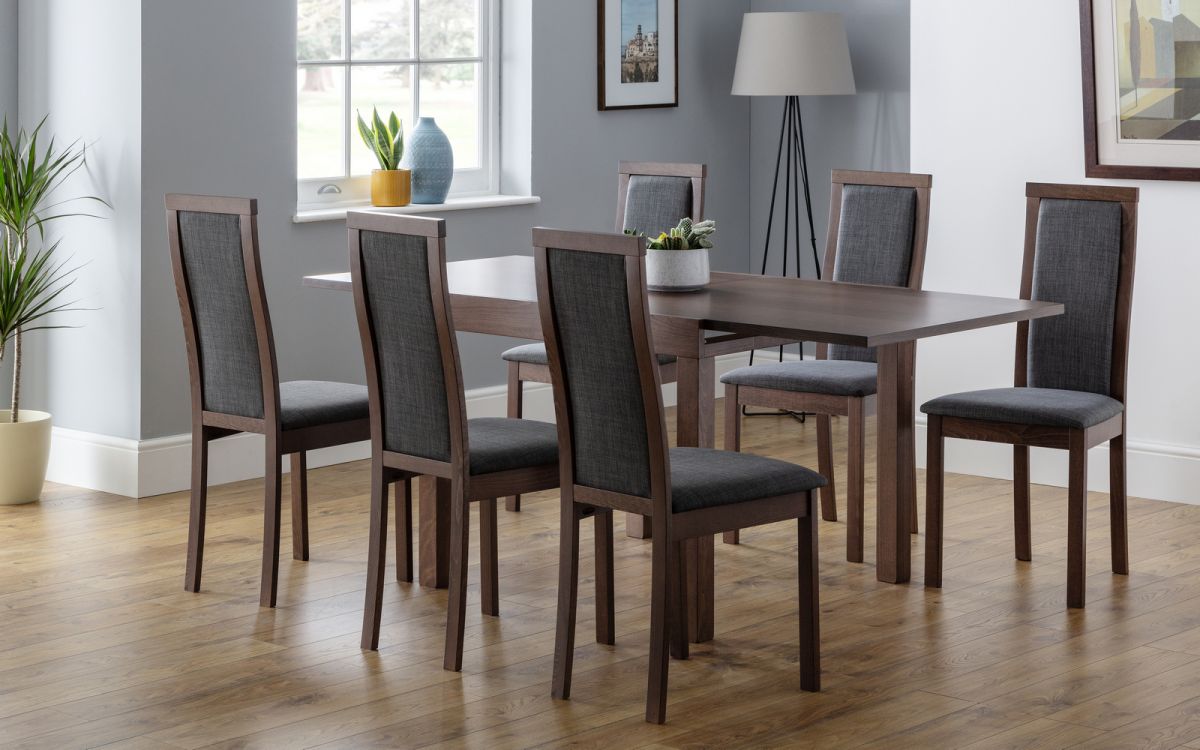 julian bowen dining table and 6 chairs